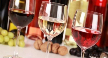 Jak míchat víno doma, druhy a pokyny krok za krokem